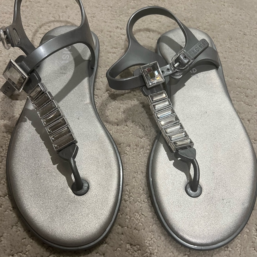 Never worn beautiful holster jelly sandals
